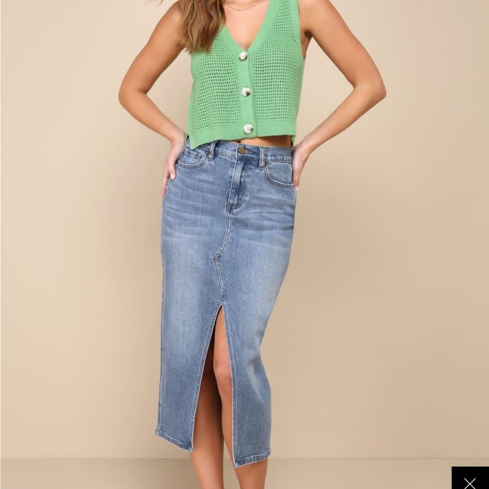 Lulus button front cropped tank top green